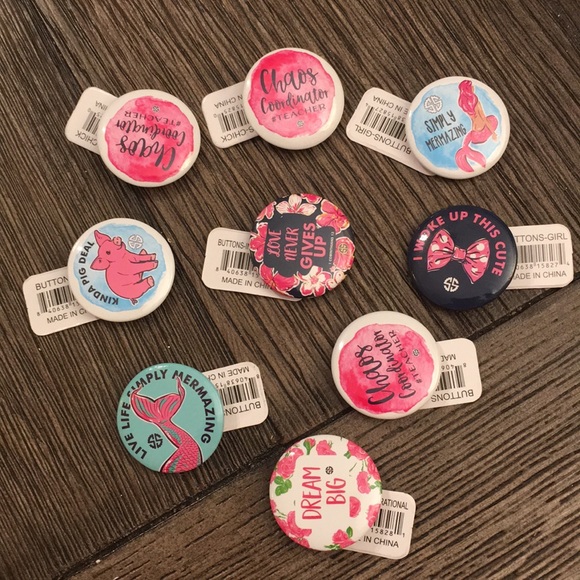 9 Mini Simply Southern Pins Buttons New Set - Picture 6 of 8